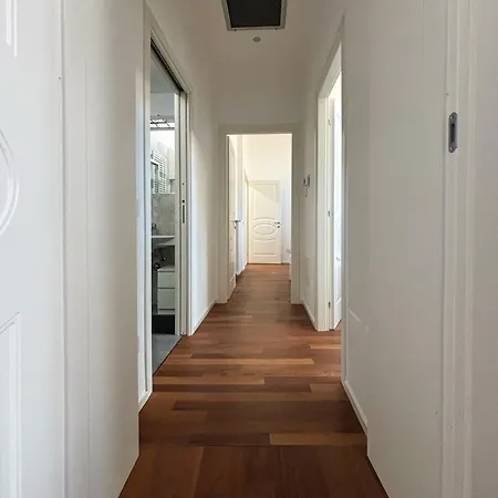 Apartament Farini House *